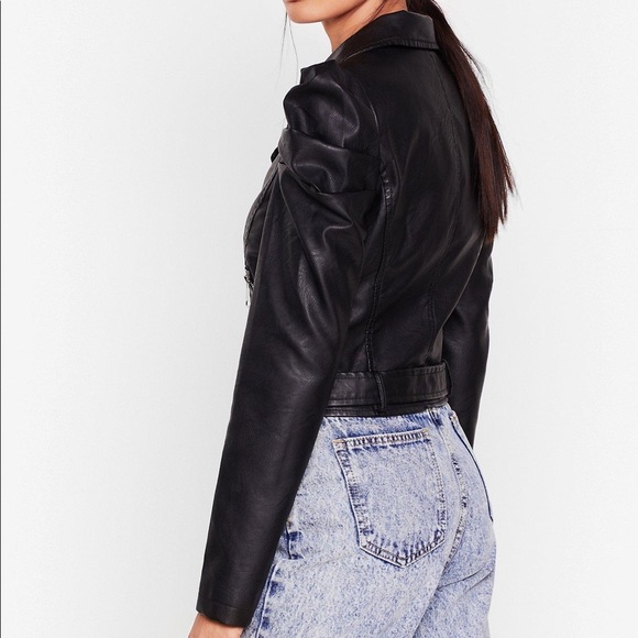 ASOS - NEW LOOK - Faux Leather Puff Sleeve Zip Jacket with Stretch Bodice - Picture 3 of 13